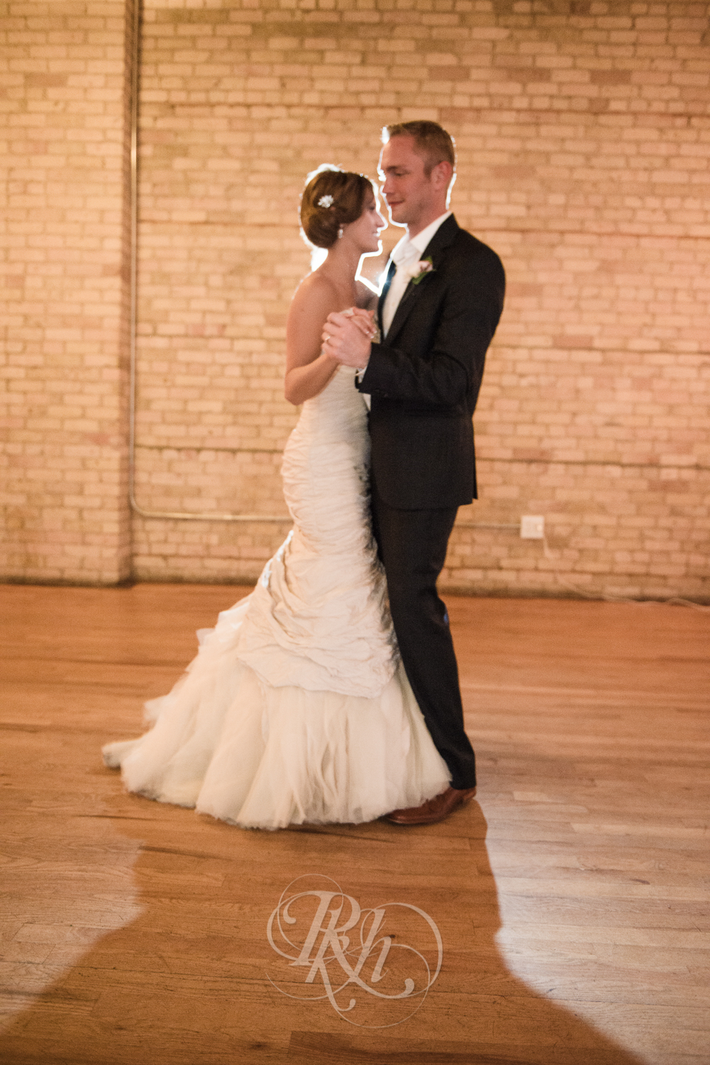  Minneapolis Wedding Photography - Becca & Justin - RKH Images-39 