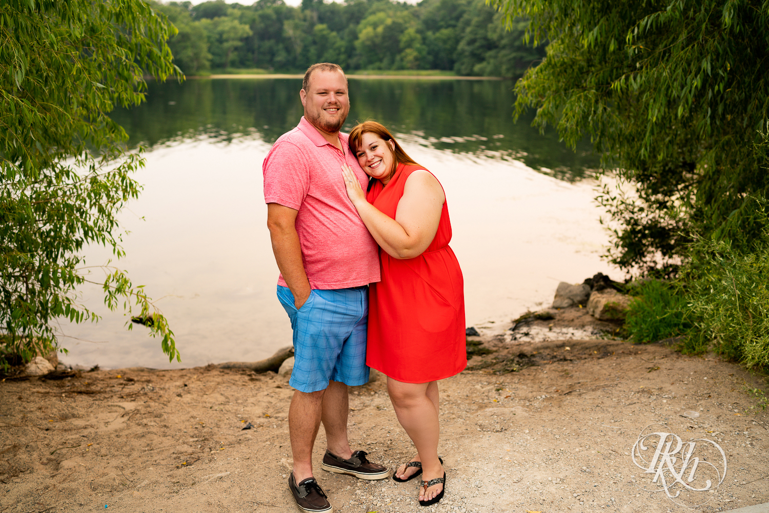summer engagement photography by lake