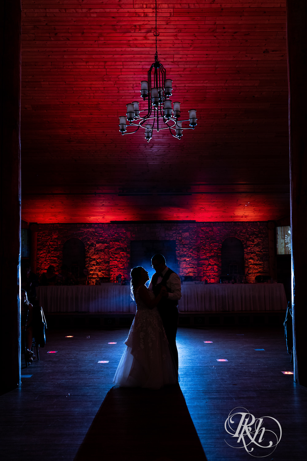 First dance with falling bubbles and smoke at Glenhaven Events in Farmington, Minnesota.