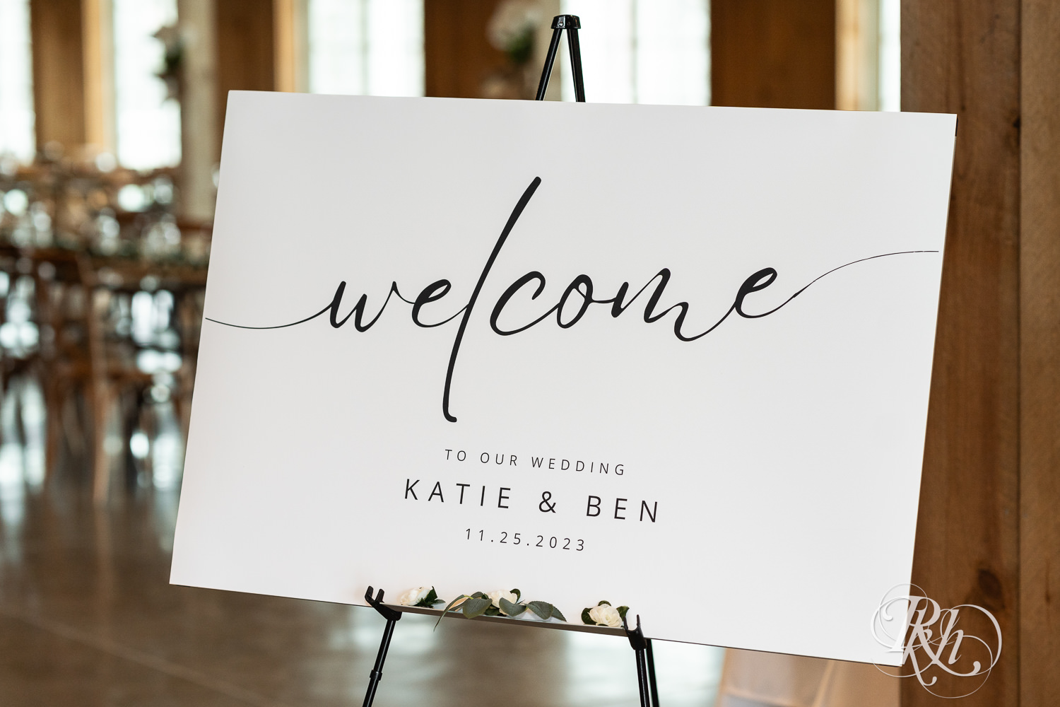 Wedding welcome sign at Almquist Farm in Hastings, Minnesota.