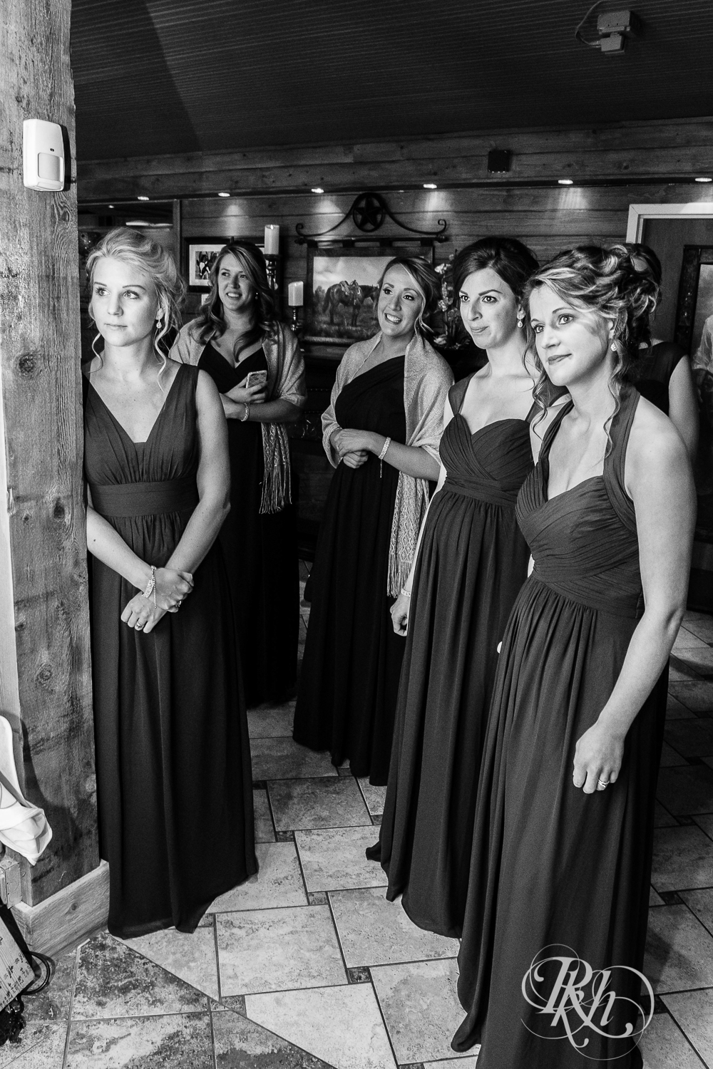 Bride and wedding party get ready for barn wedding at Green Acres Event Center in Eden Prairie, Minnesota.