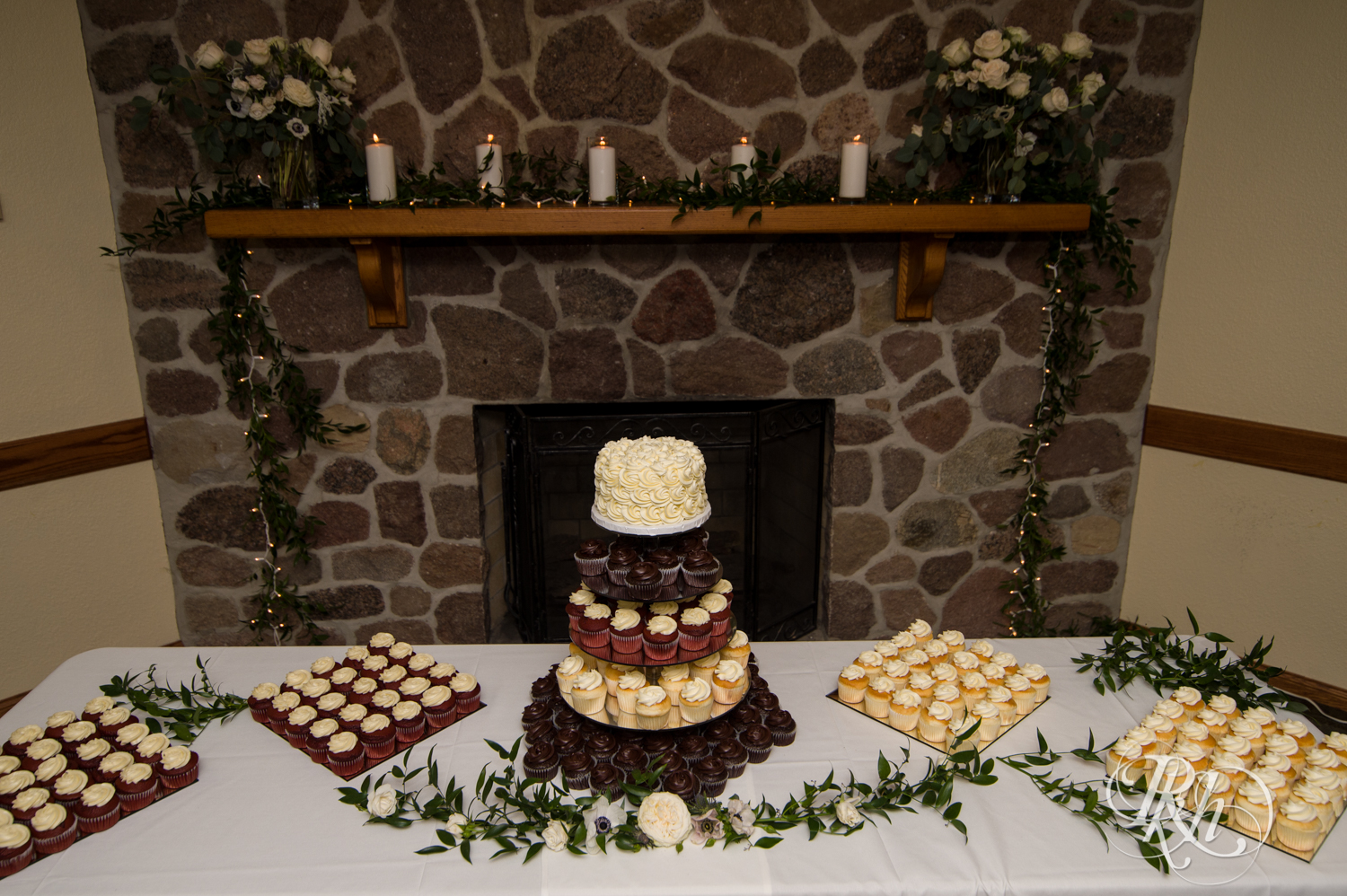 Desert table with cake and cupcakes at Oak Glen Golf Course in Stillwater, Minnesota.