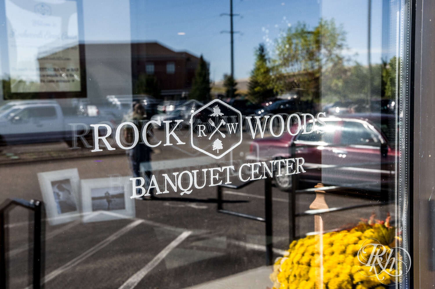Wide shot of the front of Rockwoods in Otsego, Minnesota.