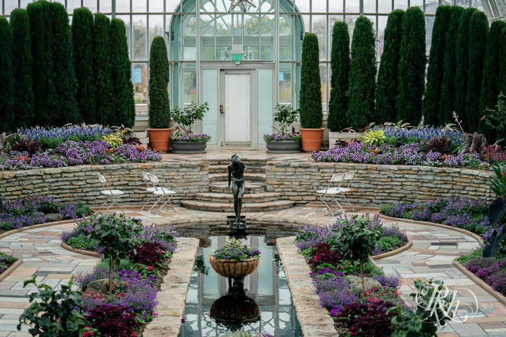 Como Zoo Wedding: Maureen and Dilan Como Zoo Conservatory Minnesota