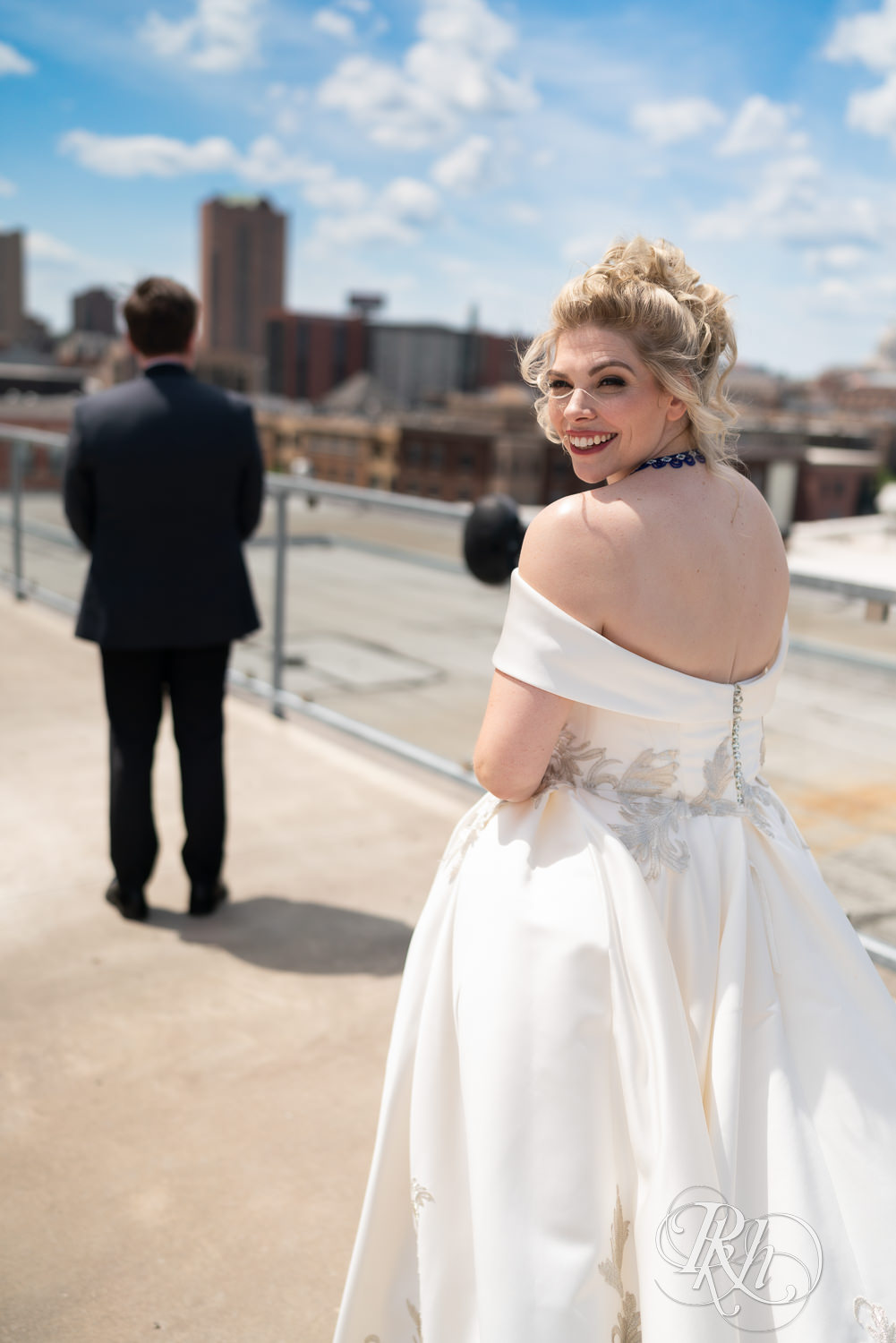 First look at summer rooftop wedding at Abulae in Saint Paul, Minnesota.