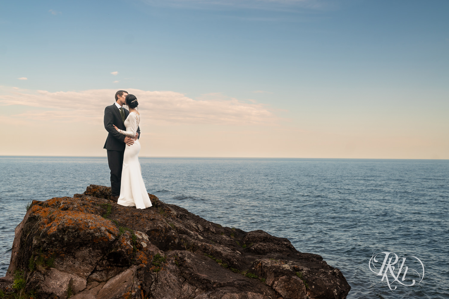 Bride and groom kiss at their North Shore elopement in Tofte, Minnesota.