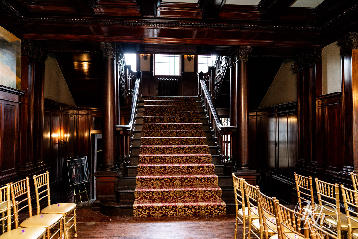 Wide phot of the interior of the Semple Mansion in Minneapolis, Minnesota.